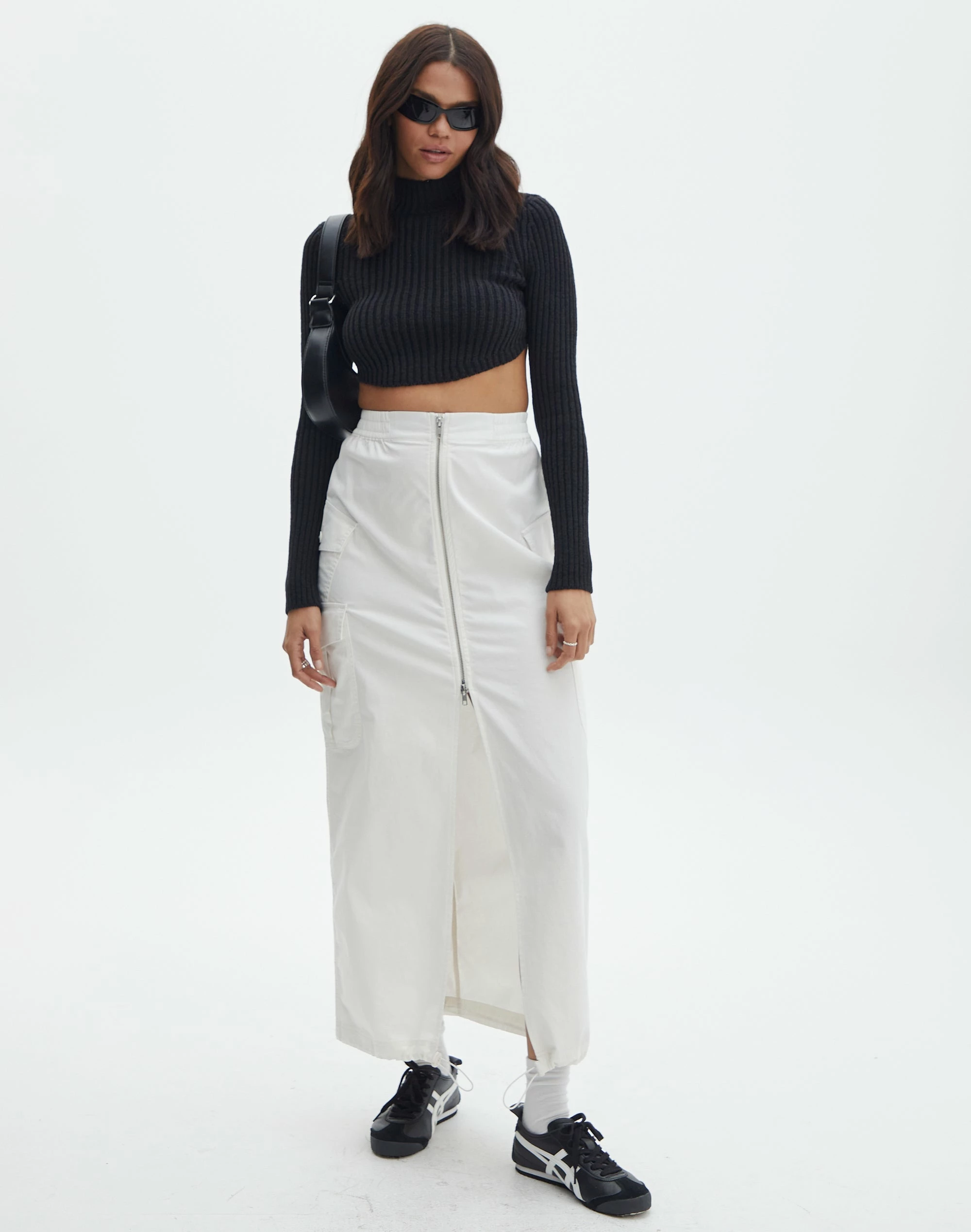 Cropped High Neck Backless Long Sleeve Knit Top 4 Cropped High Neck Backless Long Sleeve Knit Top - Image 2