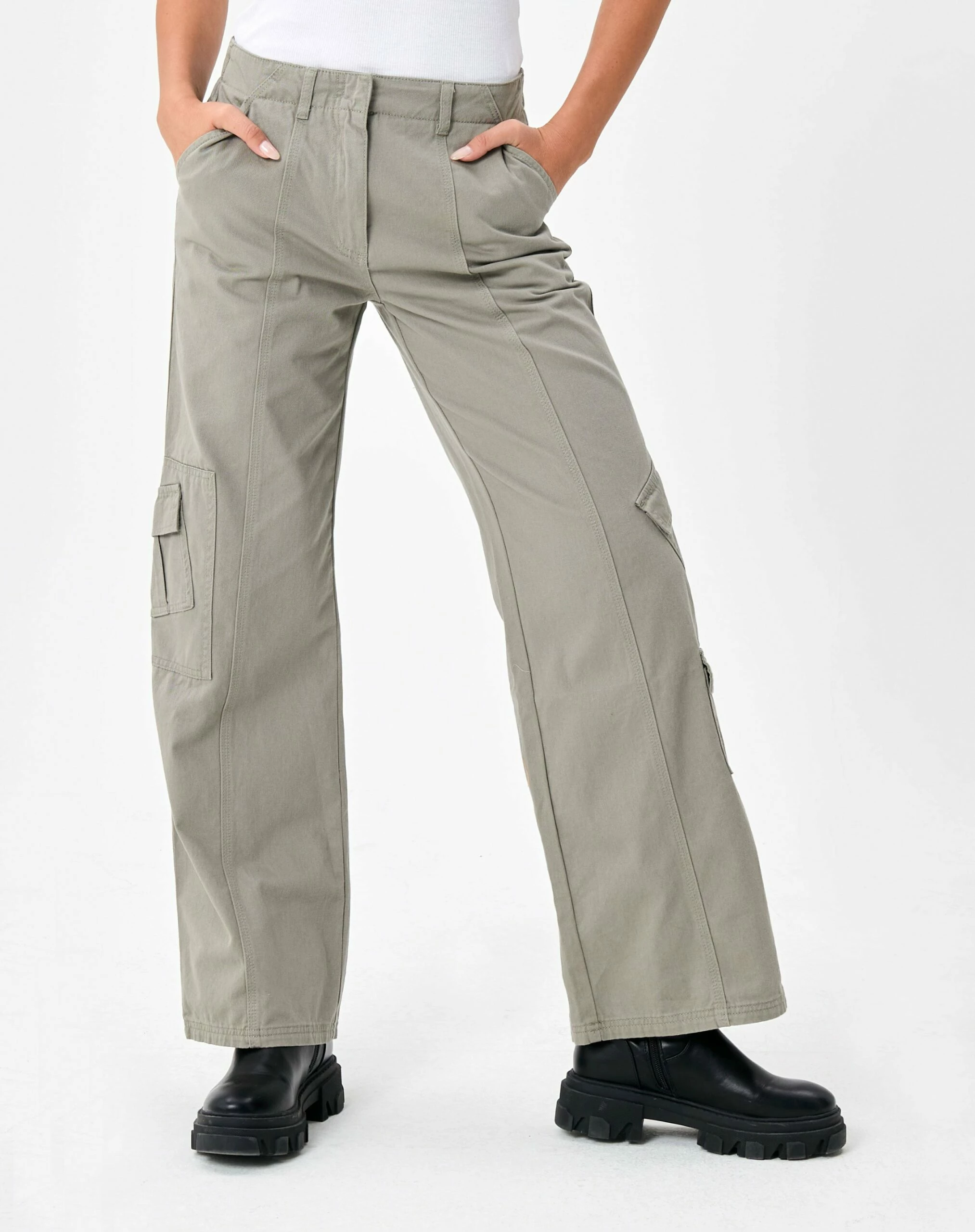 Mid Rise Puddle Cargo Pant 8 Mid Rise Puddle Cargo Pant - Image 6