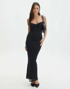 Lace Cupped Fitted Maxi Dress