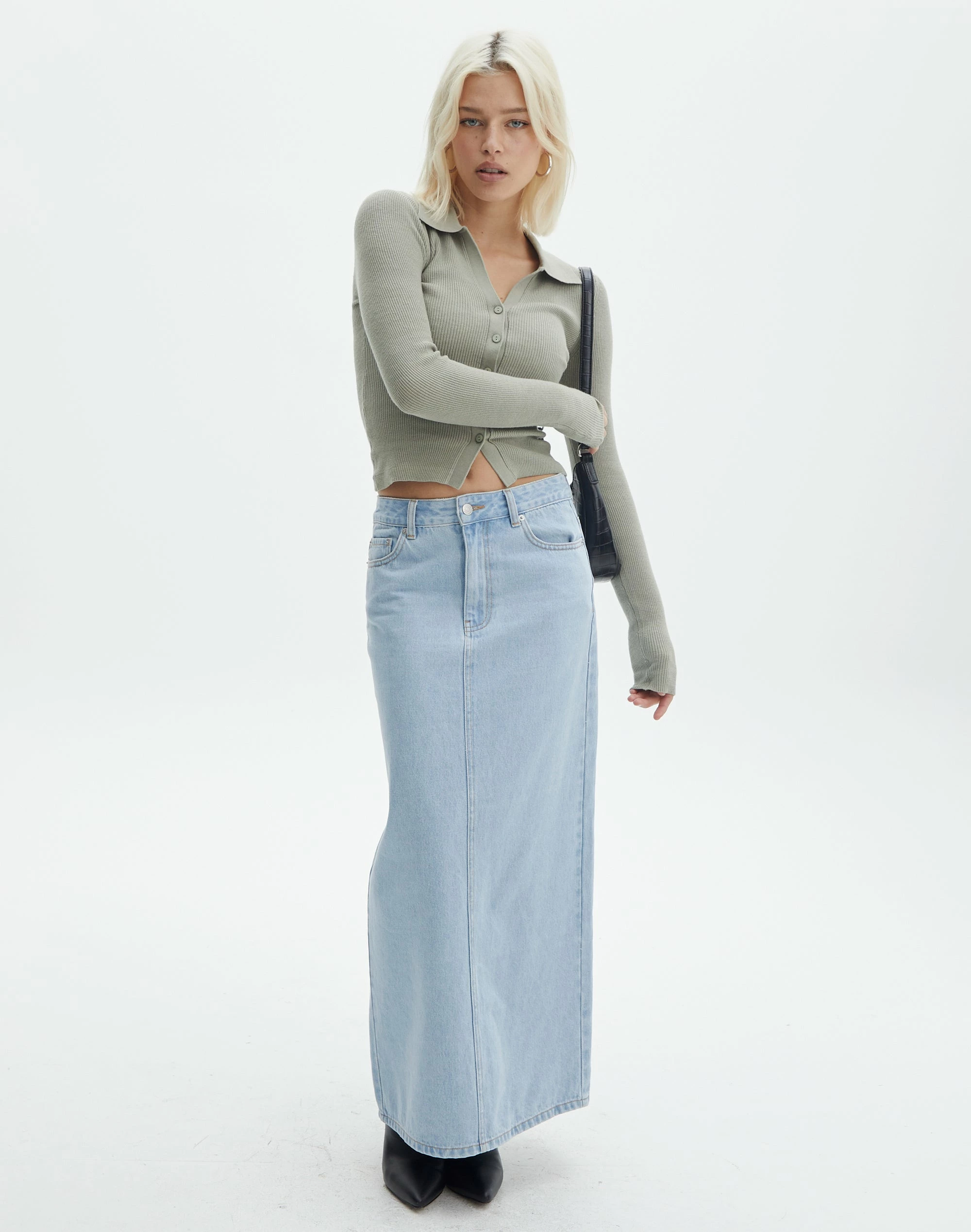 Collared Button Up V Neck Long Sleeve Knit 9 Collared Button Up V Neck Long Sleeve Knit - Image 7