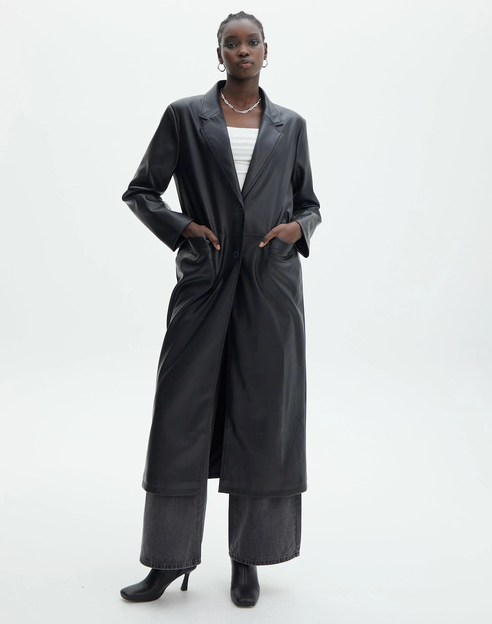 Lightweight Longline Puffer Vest 16 Lightweight Longline Puffer Vest - Image 14