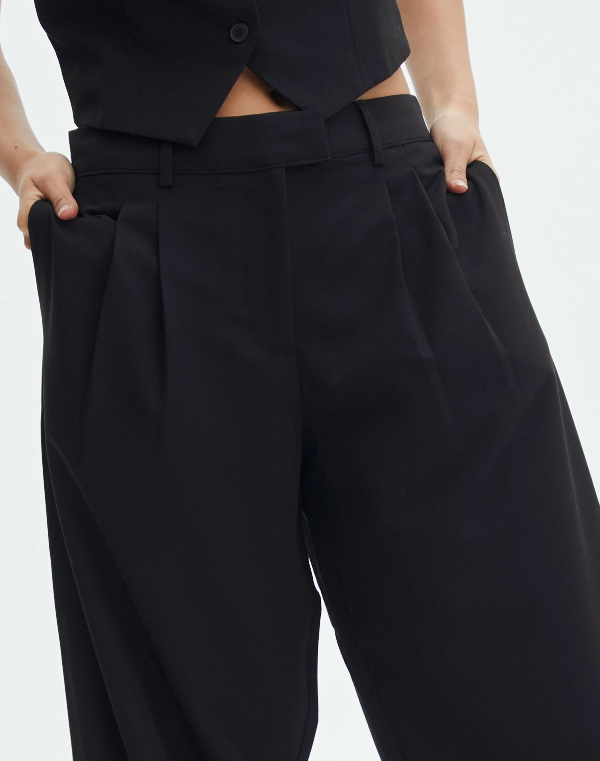 Mid Rise Wide Leg Pant 6 Mid Rise Wide Leg Pant - Image 4