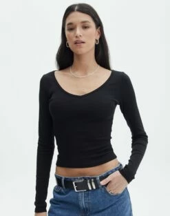 V Neck Long Sleeve Top -Glassons Store lulu longsleeve black front tl93240orib