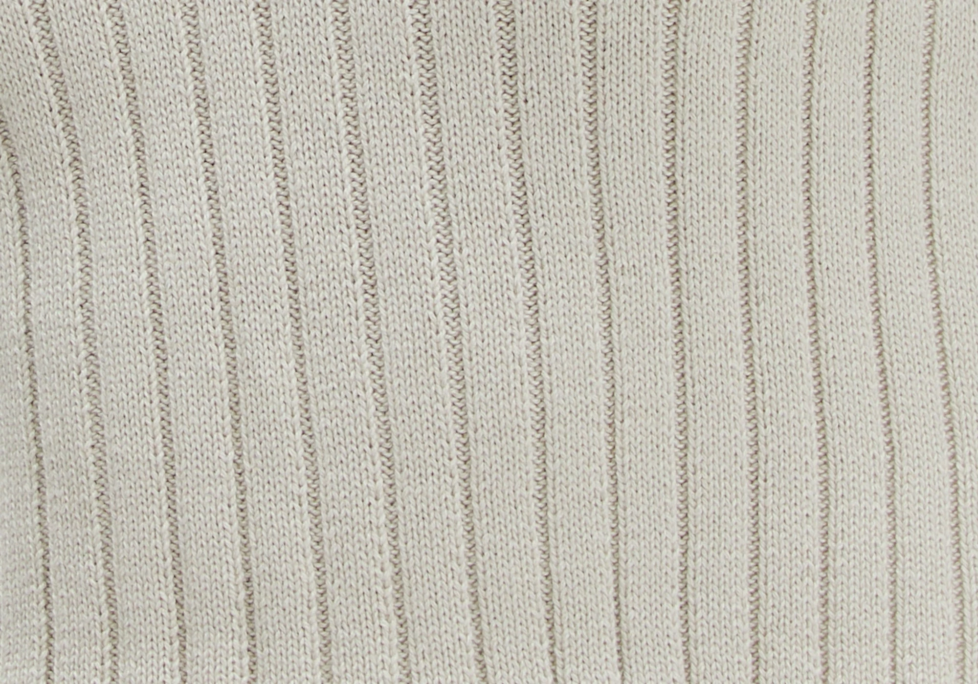 V-Neck Drop Shoulder Knit Jumper 18 V-Neck Drop Shoulder Knit Jumper - Image 16