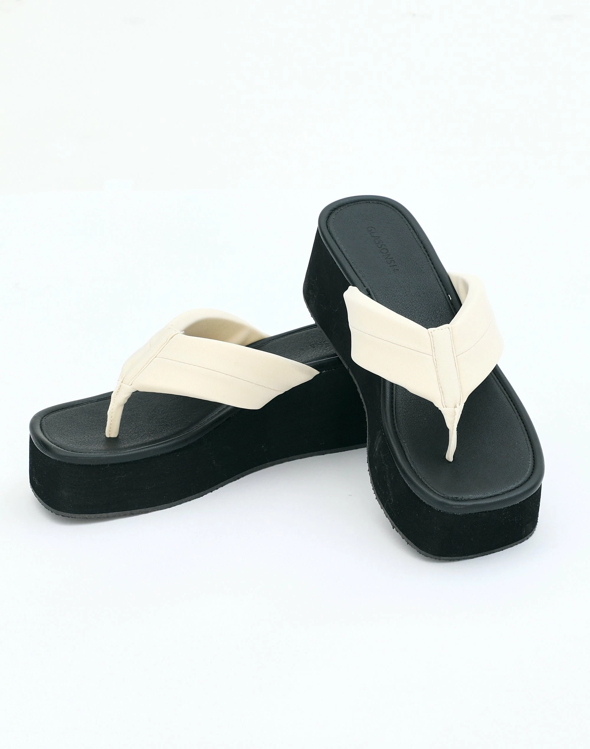 Broderie Trim Thong Bikini Bottom 8 Broderie Trim Thong Bikini Bottom - Image 6