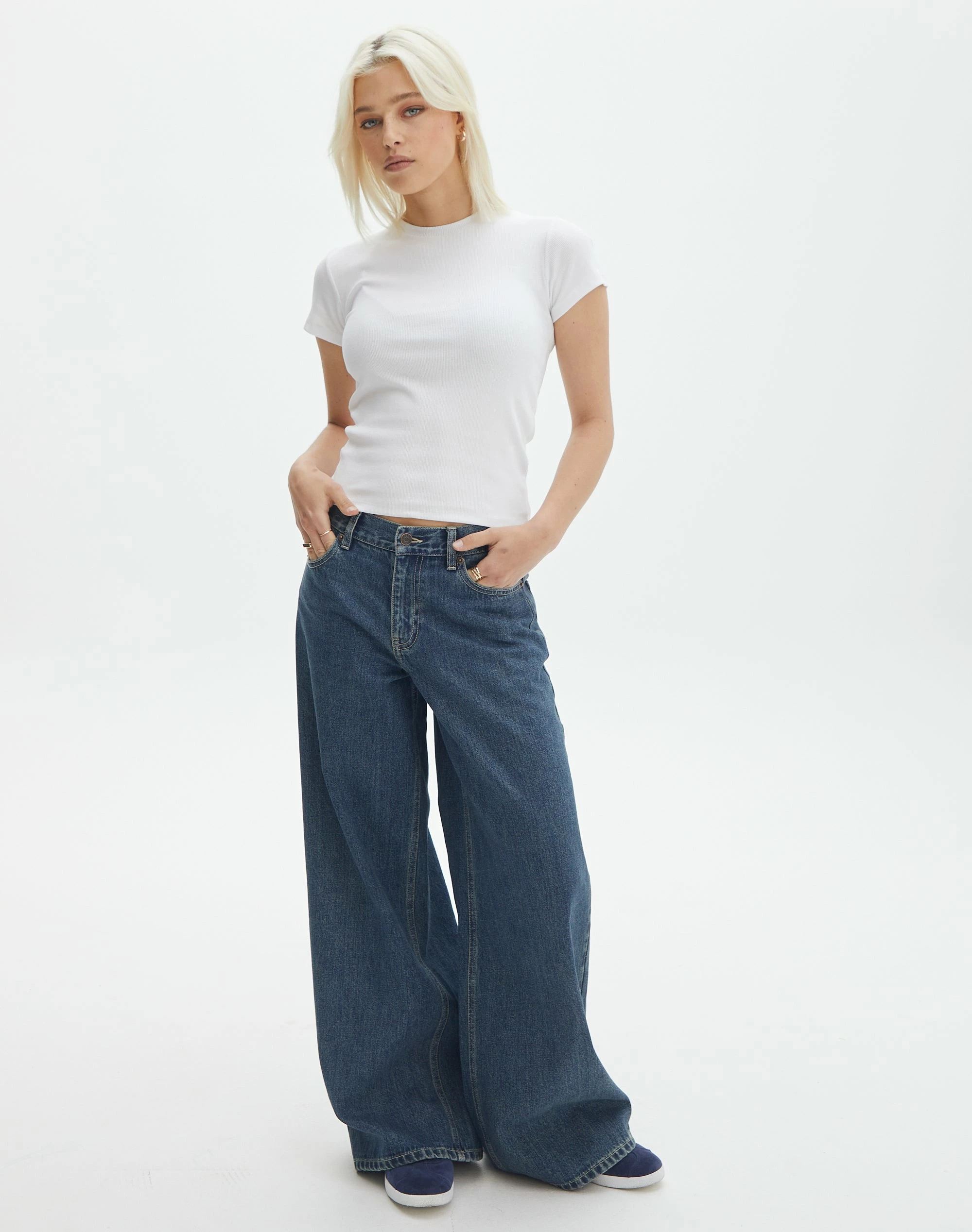 Cropped High Neck Backless Long Sleeve Knit Top 19 Cropped High Neck Backless Long Sleeve Knit Top - Image 17