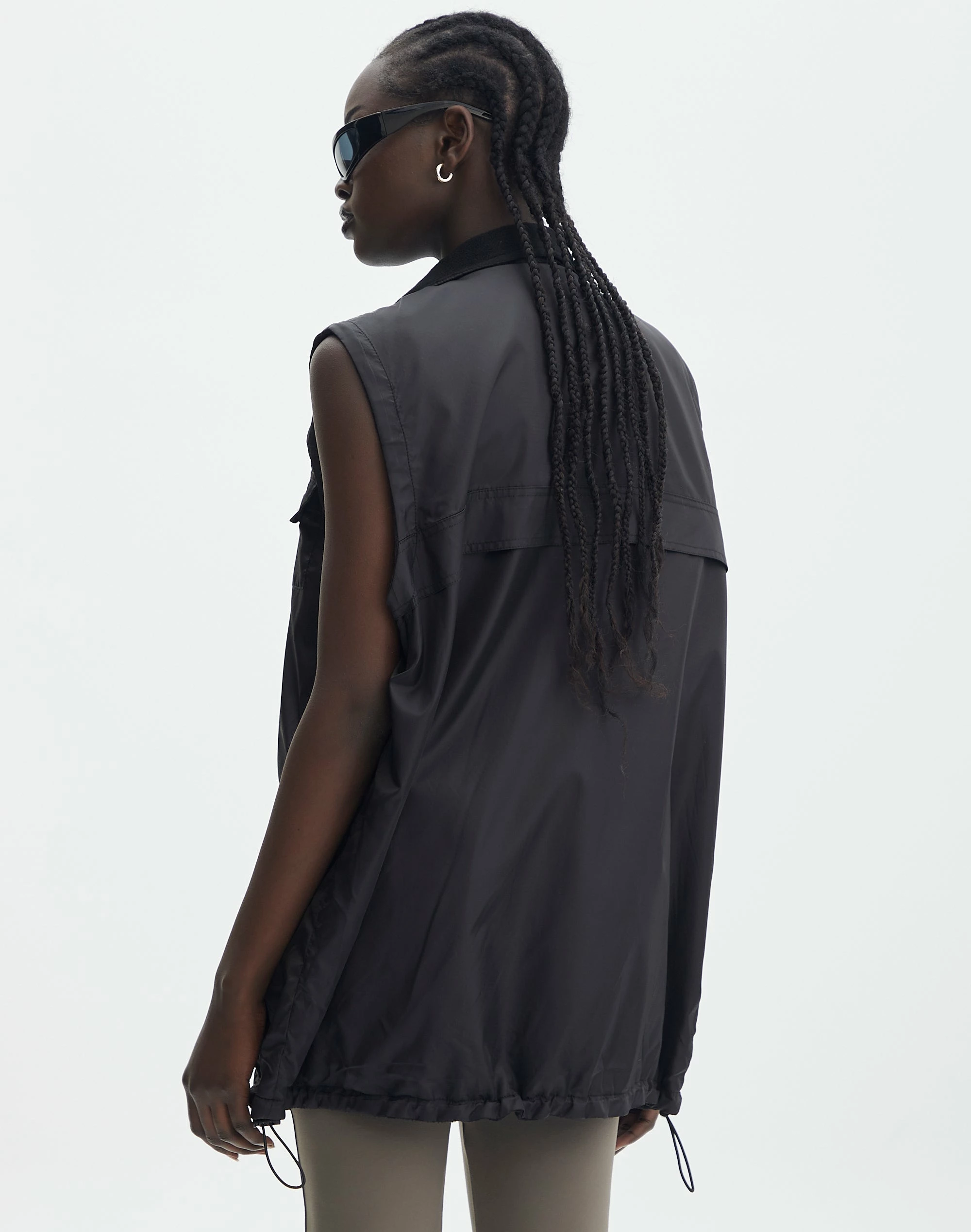 Lightweight Longline Puffer Vest 5 Lightweight Longline Puffer Vest - Image 3