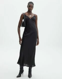 Lace Cupped Fitted Maxi Dress 39 Lace Cupped Fitted Maxi Dress -Glassons Store r levi lace dress black front dl118358rsat 10