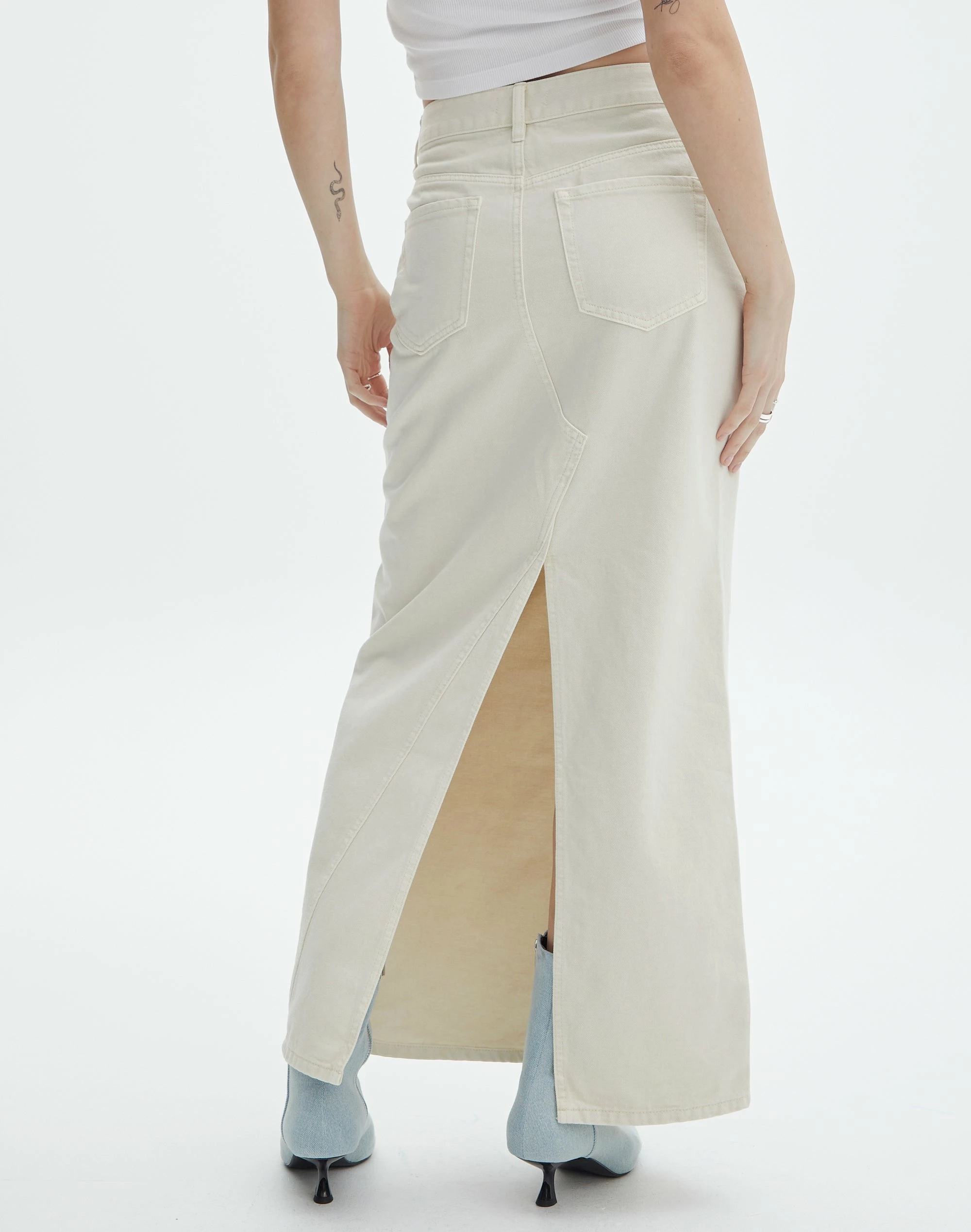 High Rise Denim Maxi Skirt 5 High Rise Denim Maxi Skirt - Image 3