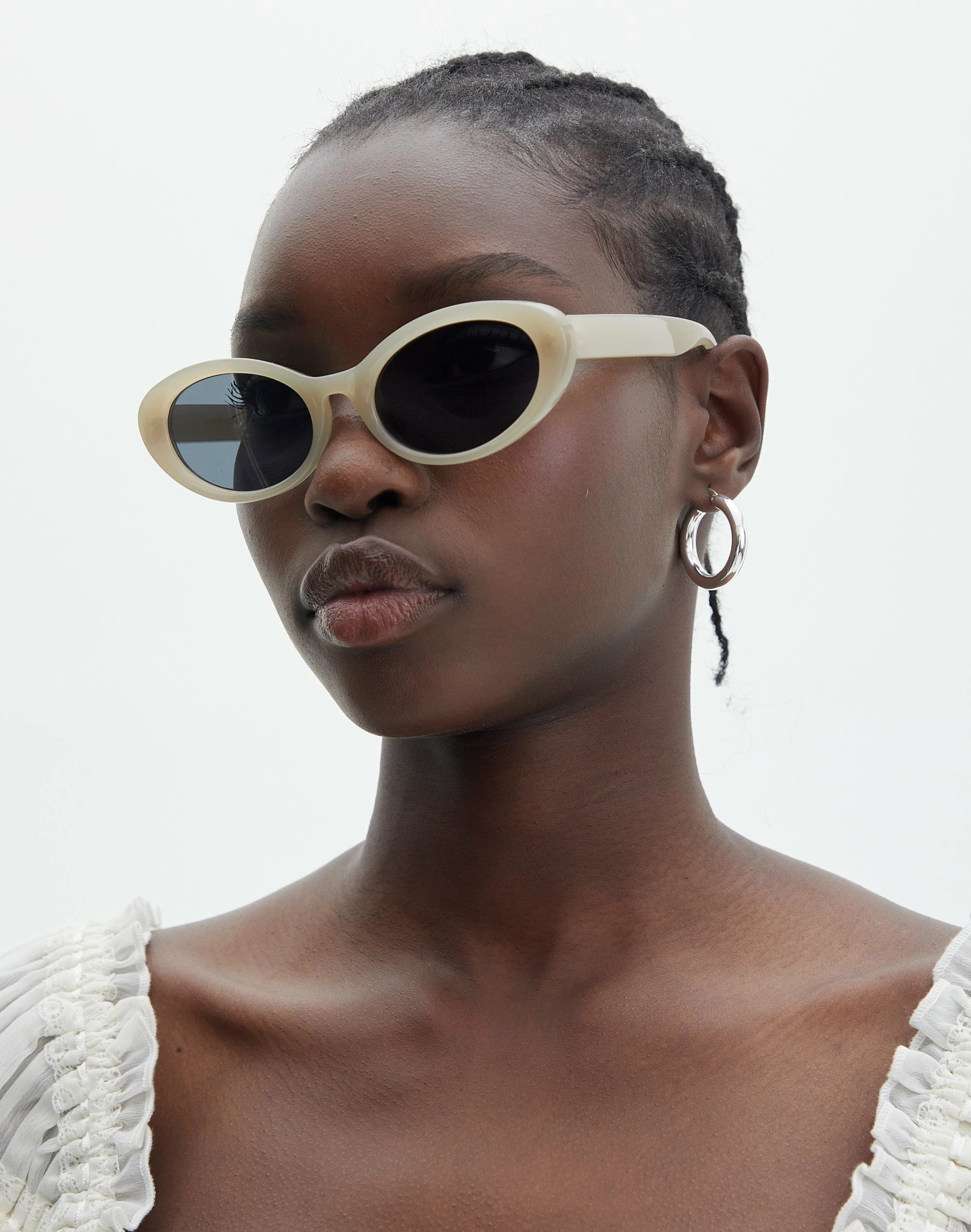 Ruched Twist Front Bandeau Bikini Top 8 Ruched Twist Front Bandeau Bikini Top - Image 6