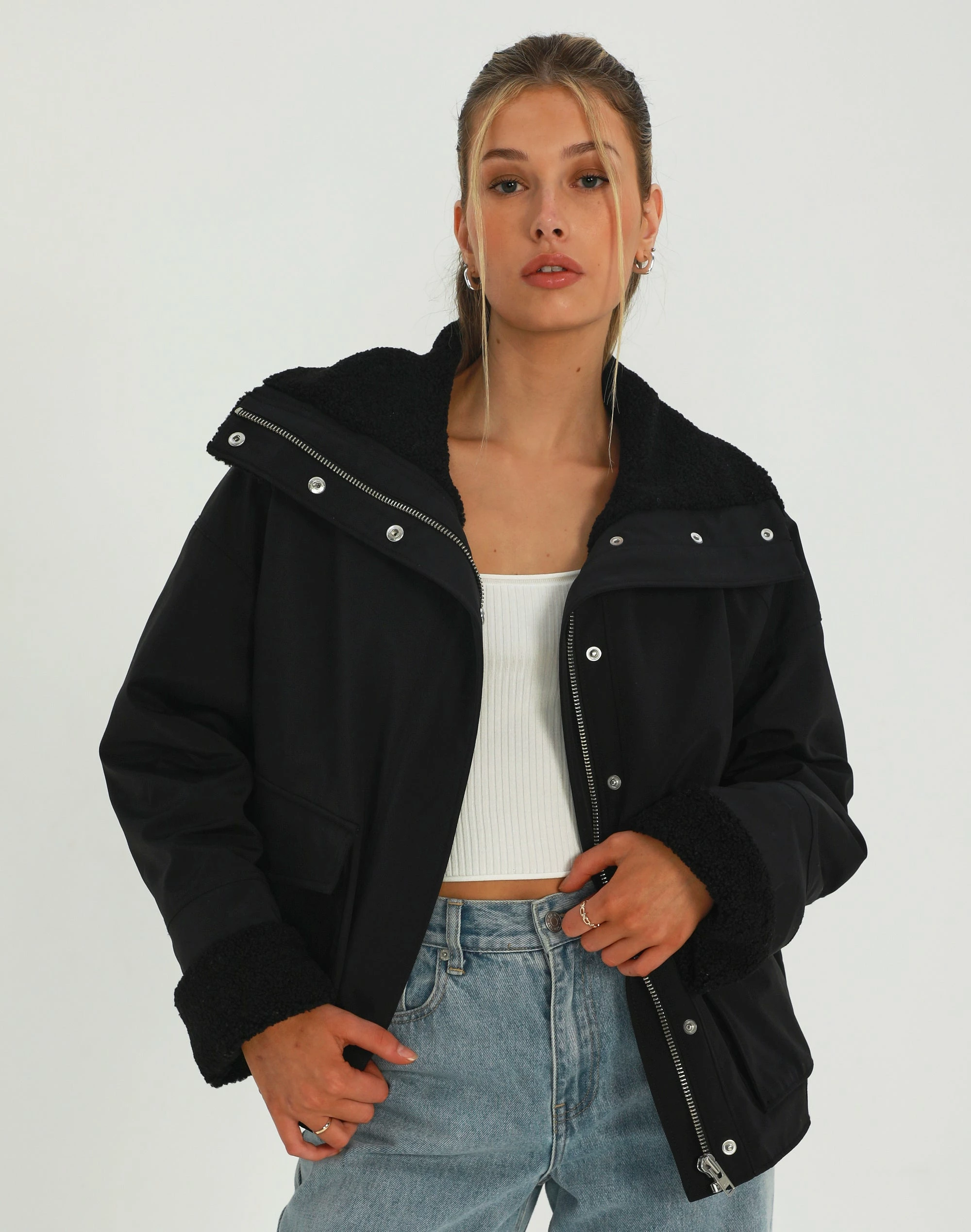 Lightweight Longline Puffer Vest 18 Lightweight Longline Puffer Vest - Image 16