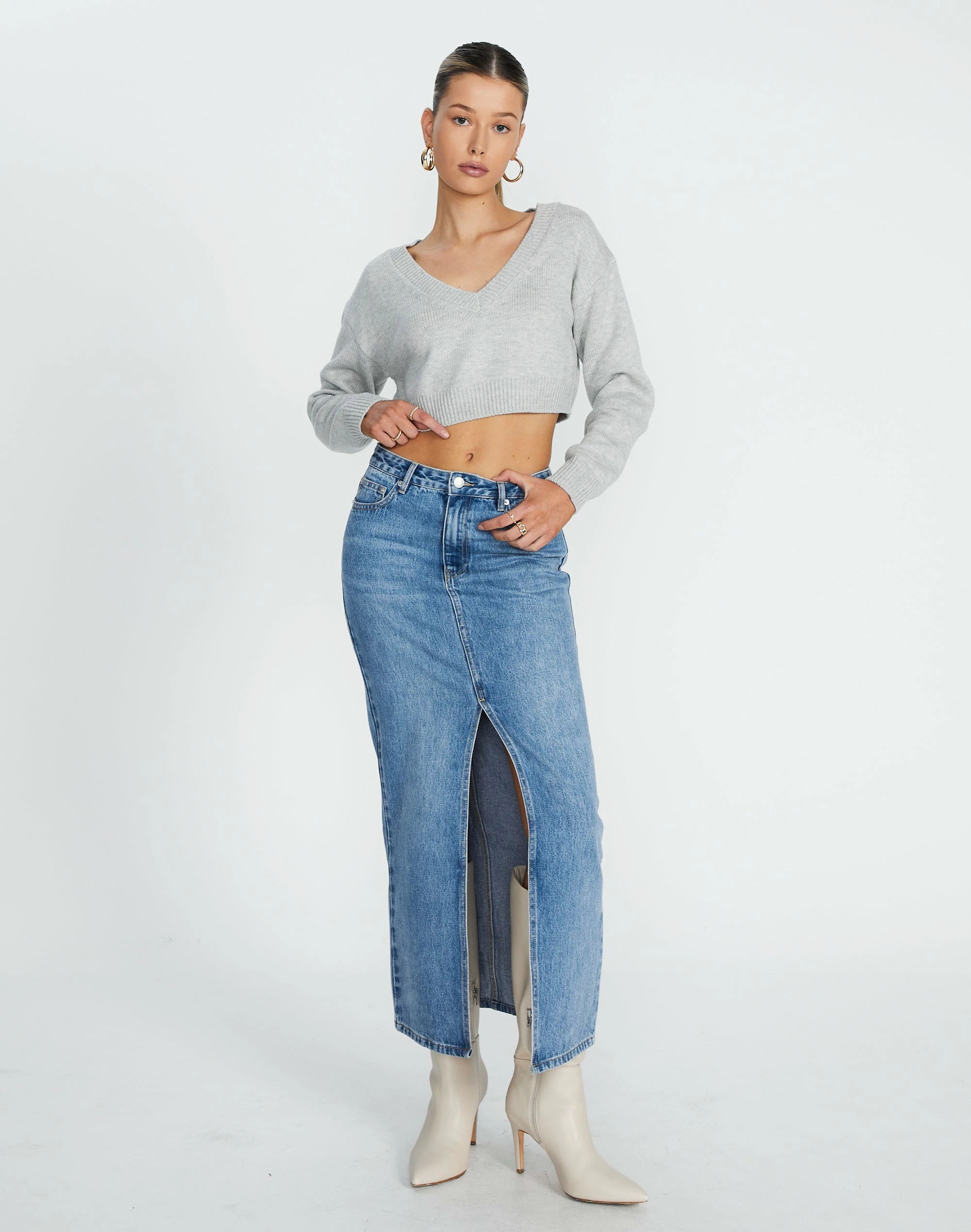 Cropped Knit V Neck Jumper 4 Cropped Knit V Neck Jumper - Image 2