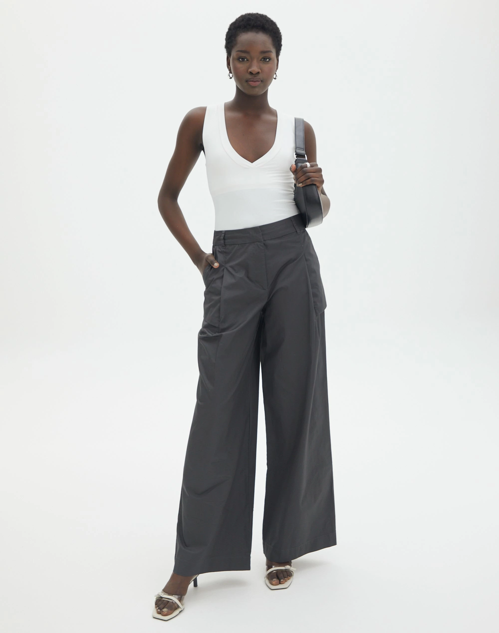 Mid Rise Relaxed Leg Pant 20 Mid Rise Relaxed Leg Pant - Image 18